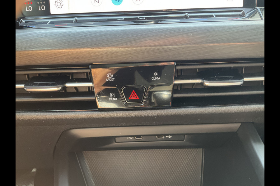 Volkswagen Golf 1.5 TSI Style Pano Sfeerverl Adap.Cruise Carplay Led Memory Uitstraling!