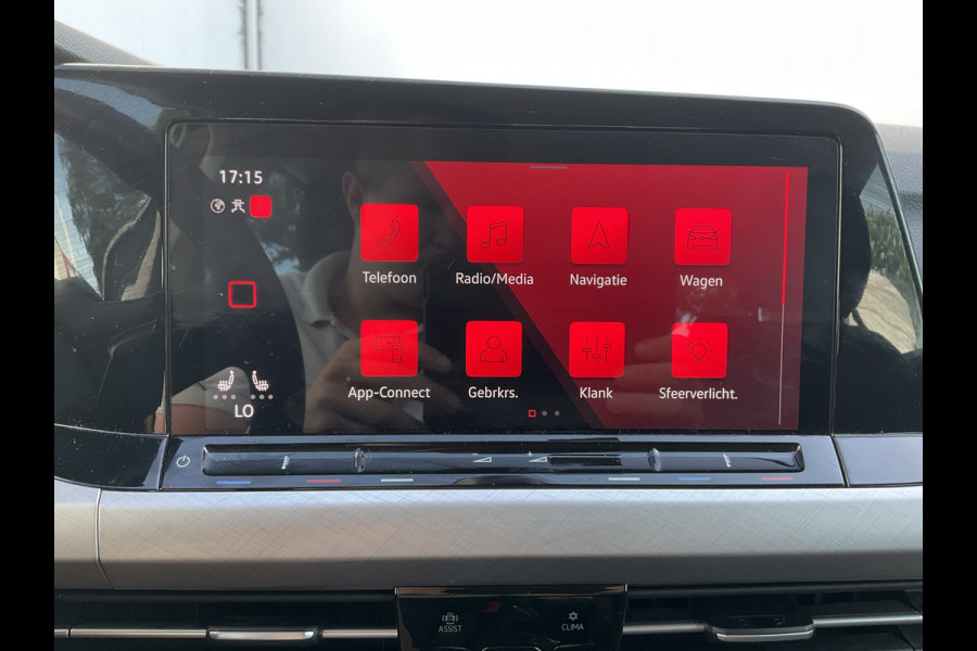 Volkswagen Golf 1.5 TSI Style Pano Sfeerverl Adap.Cruise Carplay Led Memory Uitstraling!