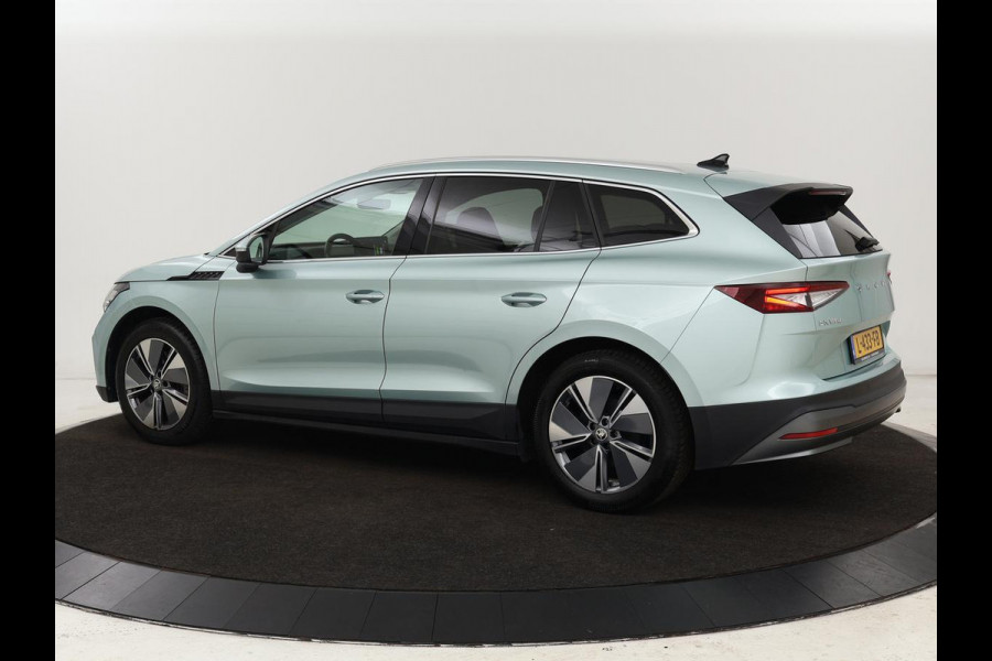 Škoda ENYAQ iV 80 | Stoel & stuurverwarming | Carplay | Keyless | Navigatie | Camera | Half leder | Cruise control | Full LED | Parkeerhulp