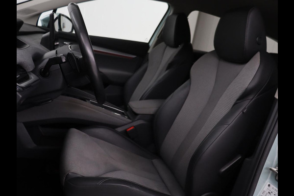 Škoda ENYAQ iV 80 | Stoel & stuurverwarming | Carplay | Keyless | Navigatie | Camera | Half leder | Cruise control | Full LED | Parkeerhulp