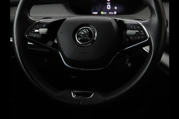 Škoda ENYAQ iV 80 | Stoel & stuurverwarming | Carplay | Keyless | Navigatie | Camera | Half leder | Cruise control | Full LED | Parkeerhulp