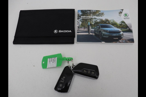 Škoda ENYAQ iV 80 | Stoel & stuurverwarming | Carplay | Keyless | Navigatie | Camera | Half leder | Cruise control | Full LED | Parkeerhulp