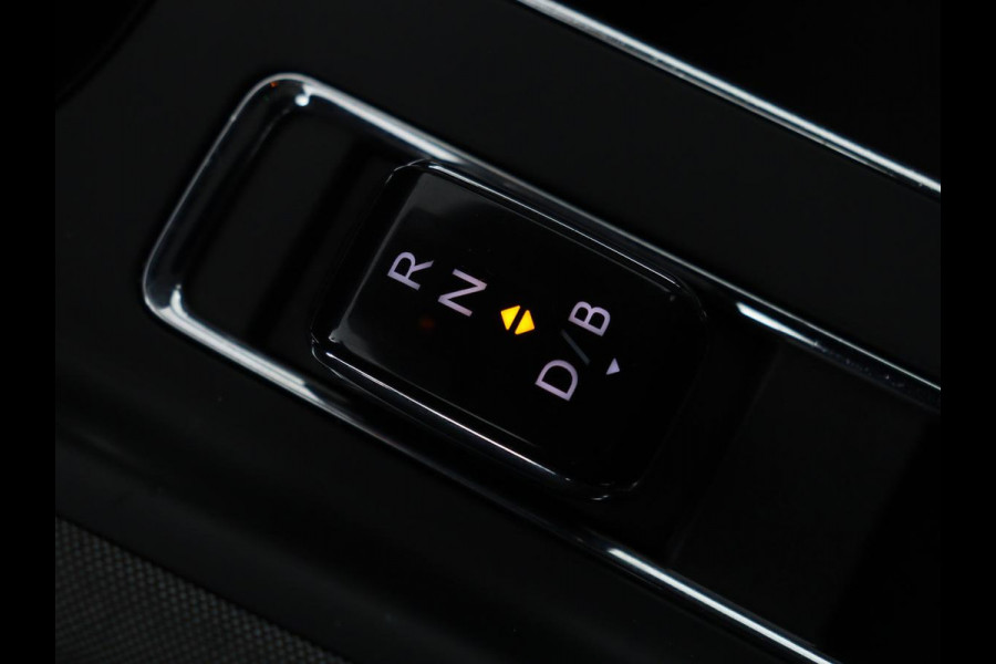 Škoda ENYAQ iV 80 | Stoel & stuurverwarming | Carplay | Keyless | Navigatie | Camera | Half leder | Cruise control | Full LED | Parkeerhulp