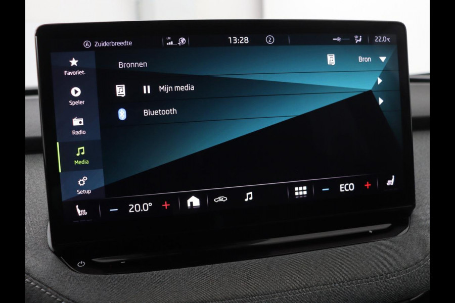 Škoda ENYAQ iV 80 | Stoel & stuurverwarming | Carplay | Keyless | Navigatie | Camera | Half leder | Cruise control | Full LED | Parkeerhulp