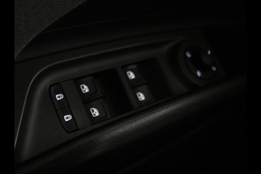 Škoda ENYAQ iV 80 | Stoel & stuurverwarming | Carplay | Keyless | Navigatie | Camera | Half leder | Cruise control | Full LED | Parkeerhulp