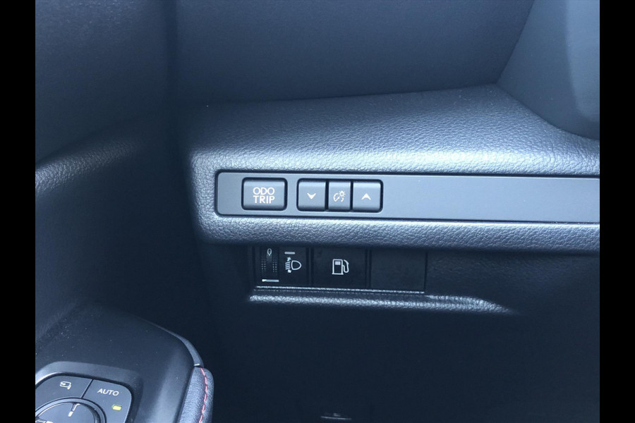 Lexus LBX 1.5 Hybrid Emotion Bi Tone | Leer, Stoel + Stuurverwarming, Parkeersensoren, Dodehoekherkenning
