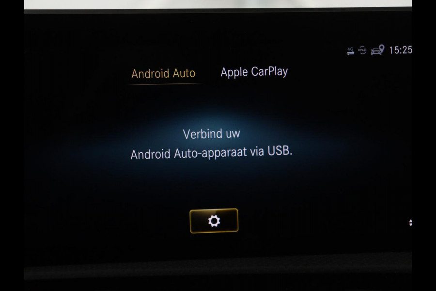 Mercedes-Benz A-Klasse 180 Business Solution AMG | Panoramadak | Stoelverwarming | Carplay | Leder/Alcantara | Camera | Widescreen | Full LED