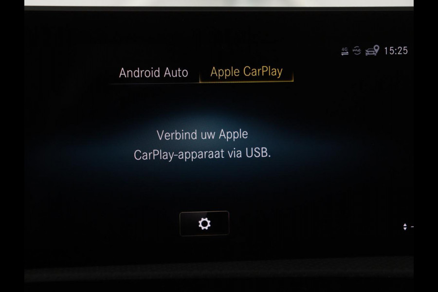 Mercedes-Benz A-Klasse 180 Business Solution AMG | Panoramadak | Stoelverwarming | Carplay | Leder/Alcantara | Camera | Widescreen | Full LED
