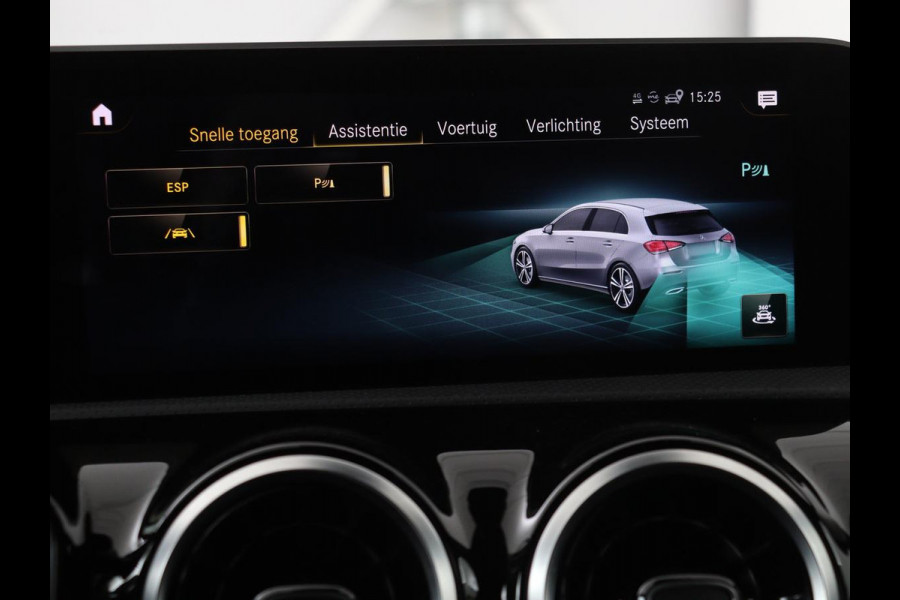 Mercedes-Benz A-Klasse 180 Business Solution AMG | Panoramadak | Stoelverwarming | Carplay | Leder/Alcantara | Camera | Widescreen | Full LED