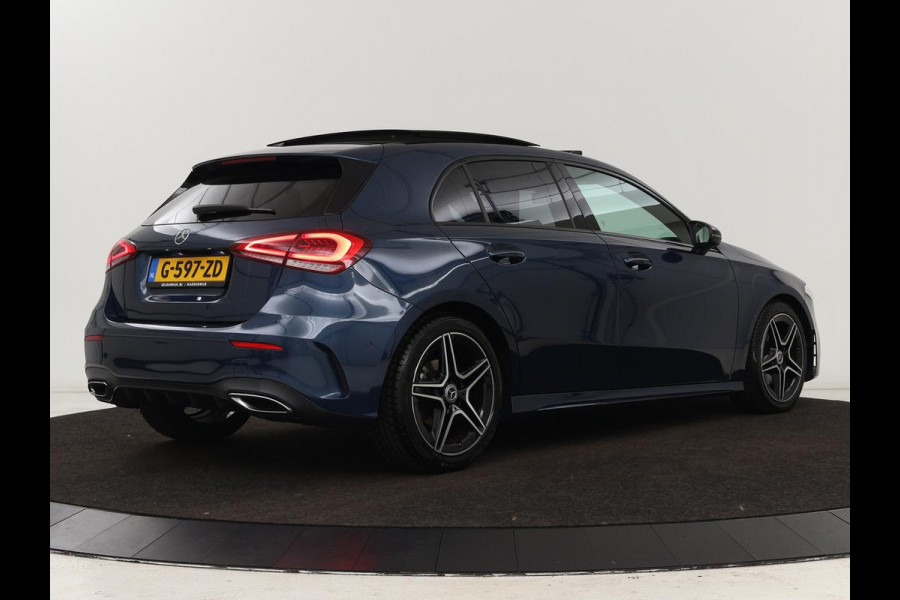 Mercedes-Benz A-Klasse 180 Business Solution AMG | Panoramadak | Stoelverwarming | Carplay | Leder/Alcantara | Camera | Widescreen | Full LED