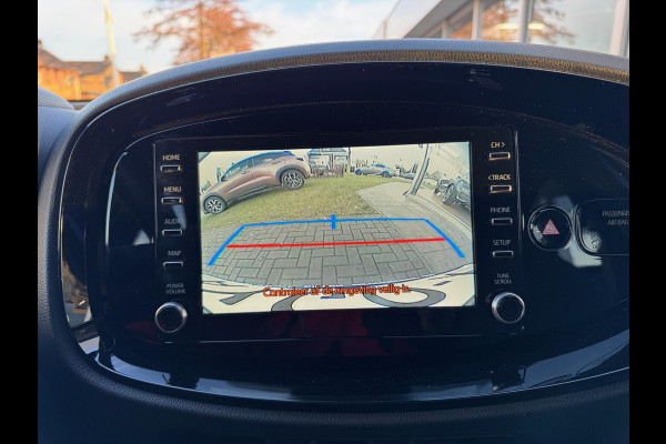 Toyota Aygo X 1.0 VVT-i Pulse | Bi-tone, Privacy glass, 17 inch, Apple carplay/Android auto, Stoelverwarming, Parkeercamera