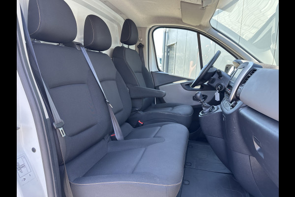 Renault Trafic 1.6 DCi 126 PK / L2H1 / 1e EIG. / DUBBELE SCHUIFDEUR / TREKHAAK / NAVI / AIRCO / CRUISE