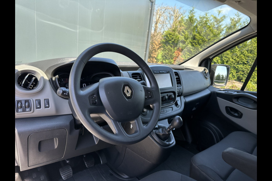 Renault Trafic 1.6 DCi 126 PK / L2H1 / 1e EIG. / DUBBELE SCHUIFDEUR / TREKHAAK / NAVI / AIRCO / CRUISE