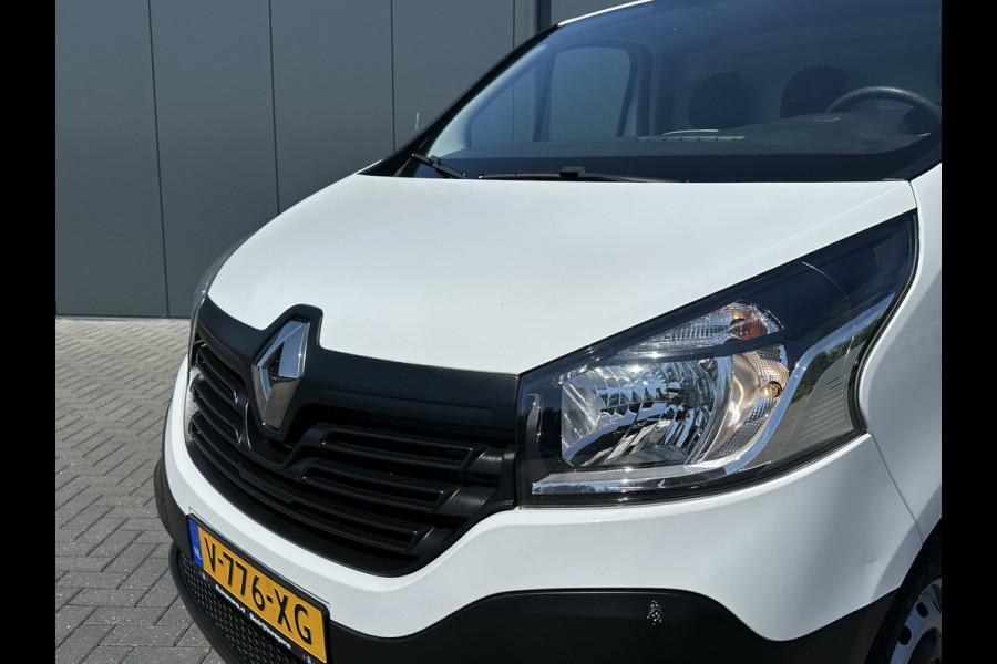 Renault Trafic 1.6 DCi 126 PK / L2H1 / 1e EIG. / DUBBELE SCHUIFDEUR / TREKHAAK / NAVI / AIRCO / CRUISE