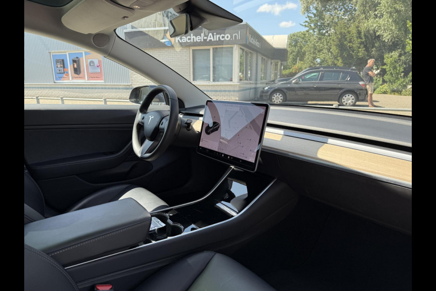 Tesla Model 3 Long Range AWD Dual | Trekhaak | Autopilot | Panorama |