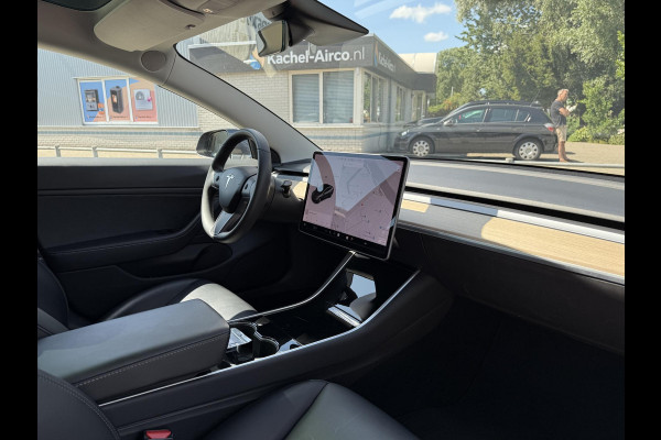 Tesla Model 3 Long Range AWD Dual | Trekhaak | Autopilot | Panorama |