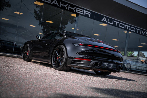 Porsche 911 Cabrio 992 Carrera 4S (450PK) ** 18-Weg ** Adapt. Cruise ** BOSE ** Ventilatie
