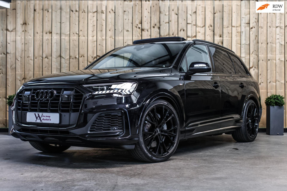 Audi Q7 55 TFSI e Quattro S-Line *Pano*B&O Advanced*S-Stoelen*Nachtzicht* Audi Q7 55 TFSI e Quattro S-Line *Pano*B&O Advanced*S-Stoelen*Nachtzicht*