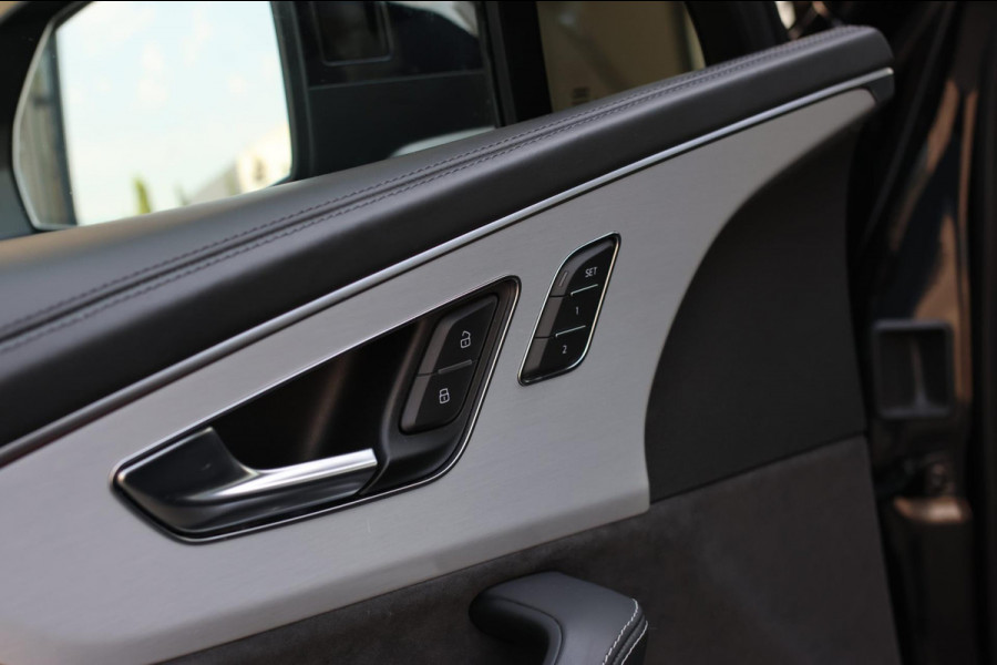 Audi Q7 55 TFSI e Quattro S-Line *Pano*B&O Advanced*S-Stoelen*Nachtzicht*