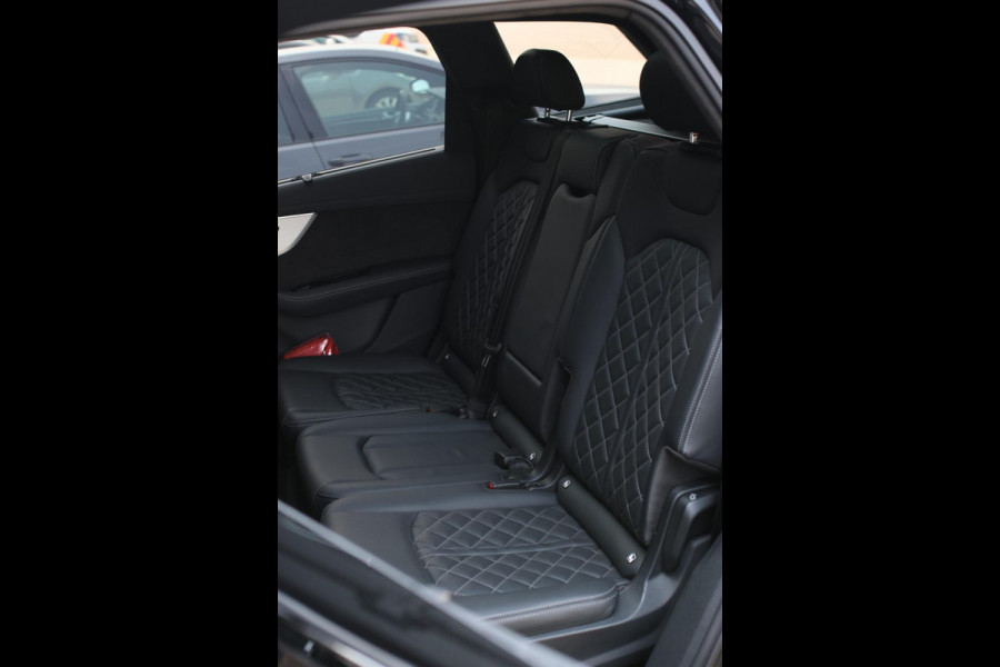 Audi Q7 55 TFSI e Quattro S-Line *Pano*B&O Advanced*S-Stoelen*Nachtzicht*
