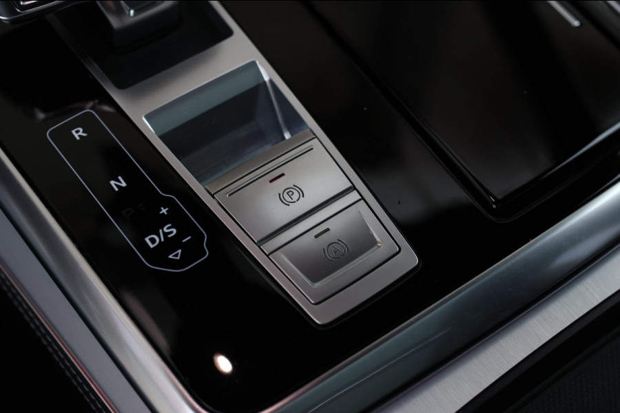 Audi Q7 55 TFSI e Quattro S-Line *Pano*B&O Advanced*S-Stoelen*Nachtzicht*