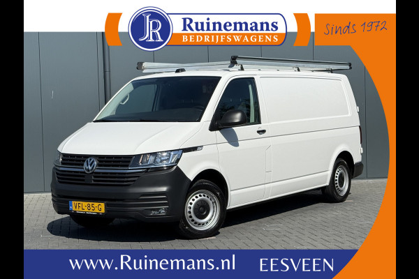 Volkswagen Transporter 2.0 TDI 150 PK COMFORTLINE / L2H1 / IMPERIAAL / INRICHTING / TREKHAAK / AIRCO / CRUISE / NAVI / CARPLAY