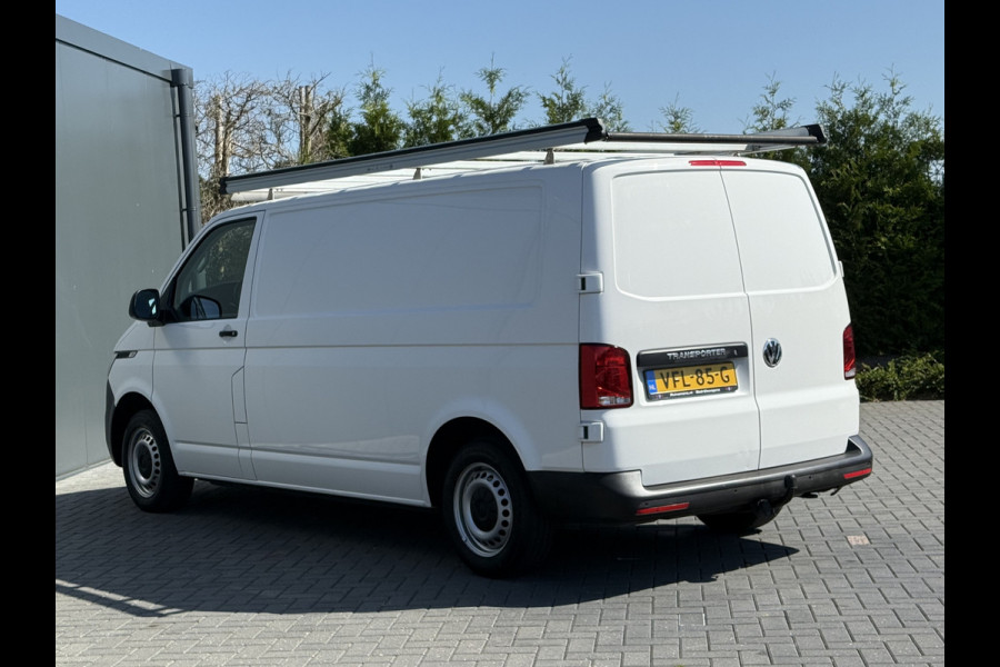Volkswagen Transporter 2.0 TDI 150 PK COMFORTLINE / L2H1 / IMPERIAAL / INRICHTING / TREKHAAK / AIRCO / CRUISE / NAVI / CARPLAY