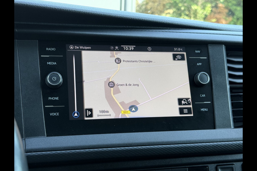 Volkswagen Transporter 2.0 TDI 150 PK COMFORTLINE / L2H1 / IMPERIAAL / INRICHTING / TREKHAAK / AIRCO / CRUISE / NAVI / CARPLAY