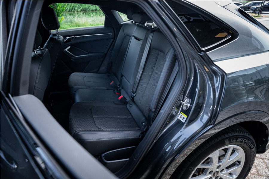 Audi Q3 Sportback 45 TFSI e Advanced Edition ** Keyless ** Camera ** Audi Design Selection