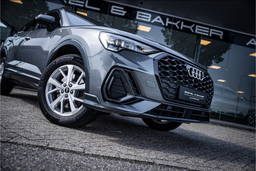 Audi Q3 Sportback 45 TFSI e Advanced Edition ** Keyless ** Camera ** Audi Design Selection