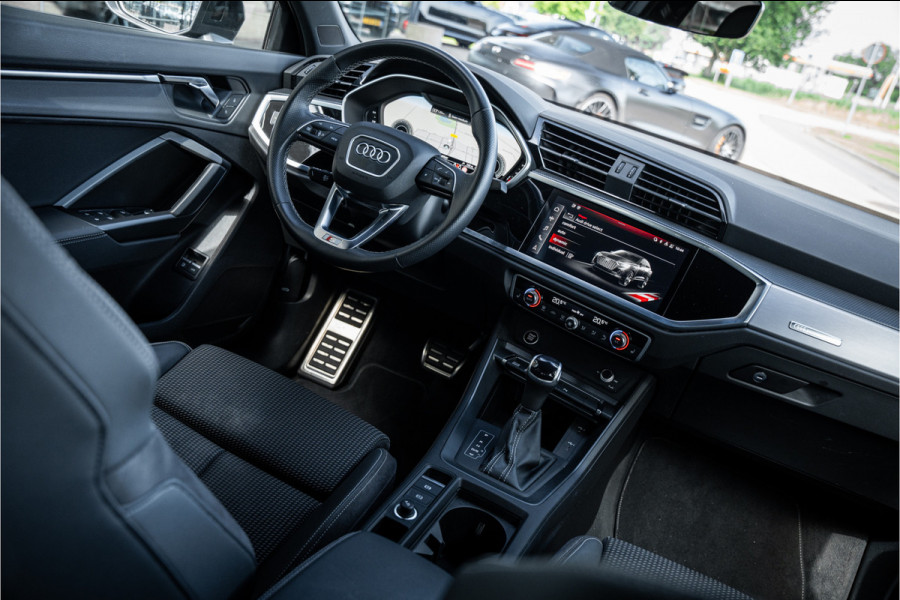 Audi Q3 Sportback 45 TFSI e Advanced Edition ** Keyless ** Camera ** Audi Design Selection
