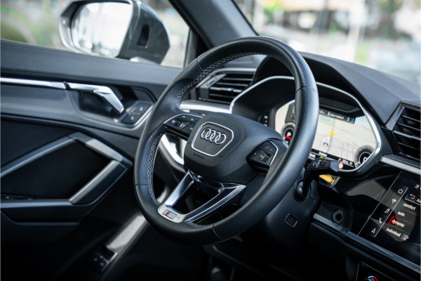 Audi Q3 Sportback 45 TFSI e Advanced Edition ** Keyless ** Camera ** Audi Design Selection