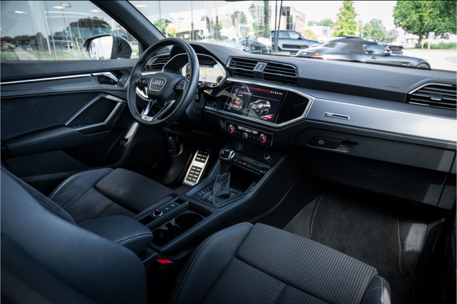 Audi Q3 Sportback 45 TFSI e Advanced Edition ** Keyless ** Camera ** Audi Design Selection