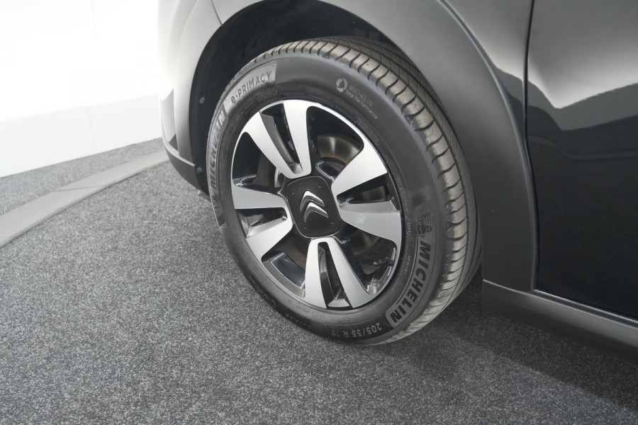 Citroën C3 PureTech 110 EAT6 Max | Apple Carplay | Parkeersensoren | Climate Control | 16 Inch Lichtmetalen Velgen