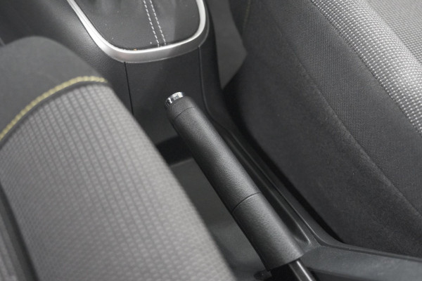 Citroën C3 PureTech 110 EAT6 Max | Apple Carplay | Parkeersensoren | Climate Control | 16 Inch Lichtmetalen Velgen