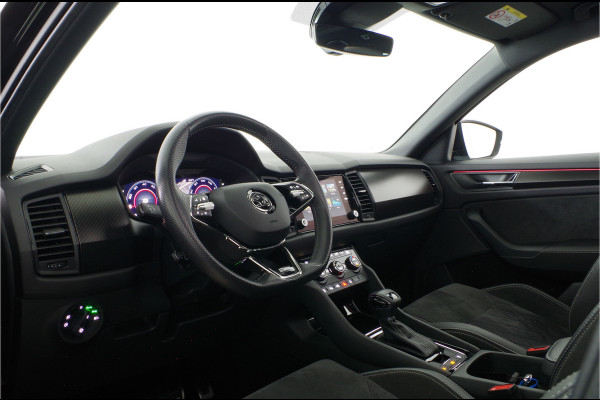 Škoda Kodiaq 1.5 TSI Sportline Business 7p. > 7zit/Pano.schuif/360 camera/Trekhaak...