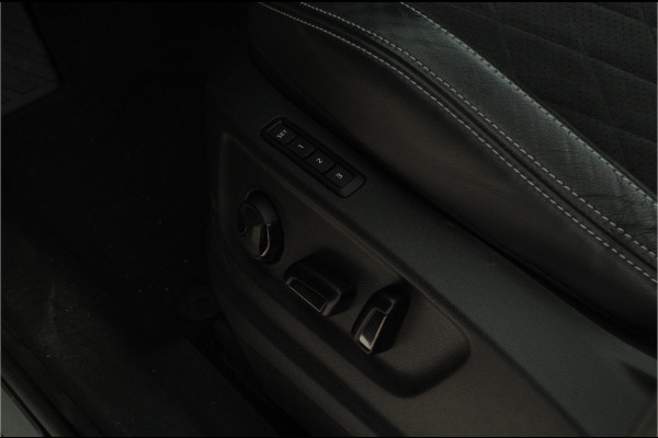 Škoda Kodiaq 1.5 TSI Sportline Business 7p. > 7zit/Pano.schuif/360 camera/Trekhaak...