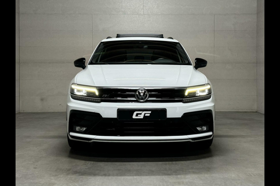 Volkswagen Tiguan 1.5 TSI R-Line Black Edition Pano Virtual Trekh. NAP