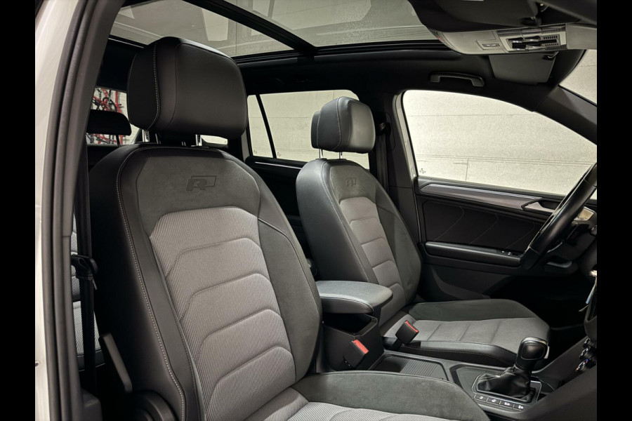 Volkswagen Tiguan 1.5 TSI R-Line Black Edition Pano Virtual Trekh. NAP
