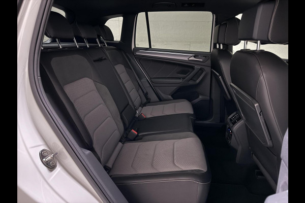 Volkswagen Tiguan 1.5 TSI R-Line Black Edition Pano Virtual Trekh. NAP