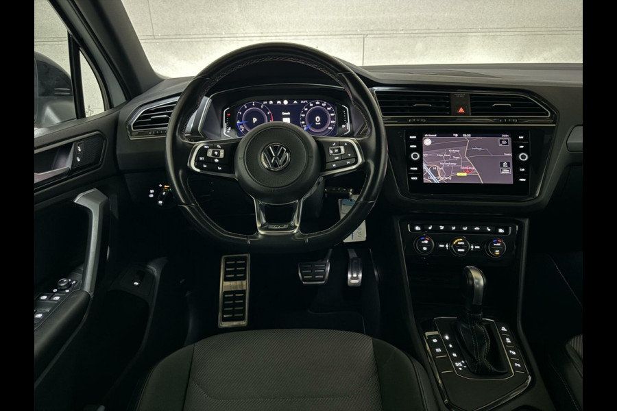 Volkswagen Tiguan 1.5 TSI R-Line Black Edition Pano Virtual Trekh. NAP