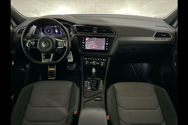 Volkswagen Tiguan 1.5 TSI R-Line Black Edition Pano Virtual Trekh. NAP