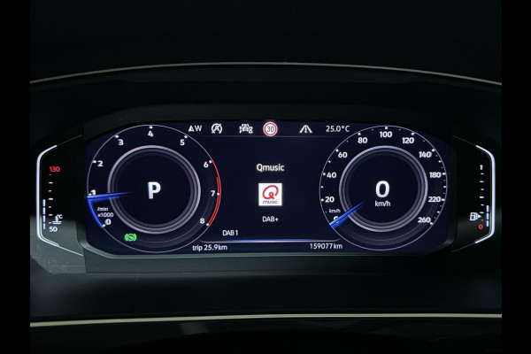 Volkswagen Tiguan 1.5 TSI R-Line Black Edition Pano Virtual Trekh. NAP