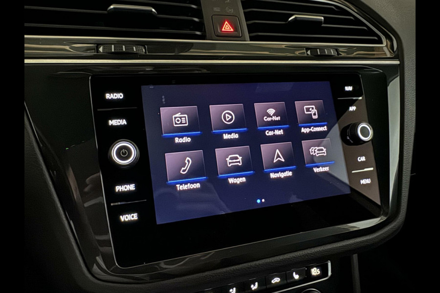 Volkswagen Tiguan 1.5 TSI R-Line Black Edition Pano Virtual Trekh. NAP