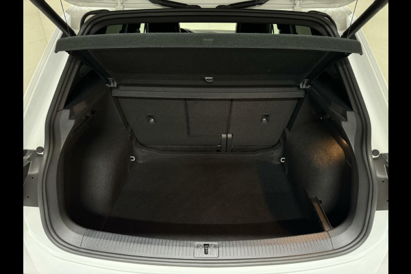 Volkswagen Tiguan 1.5 TSI R-Line Black Edition Pano Virtual Trekh. NAP