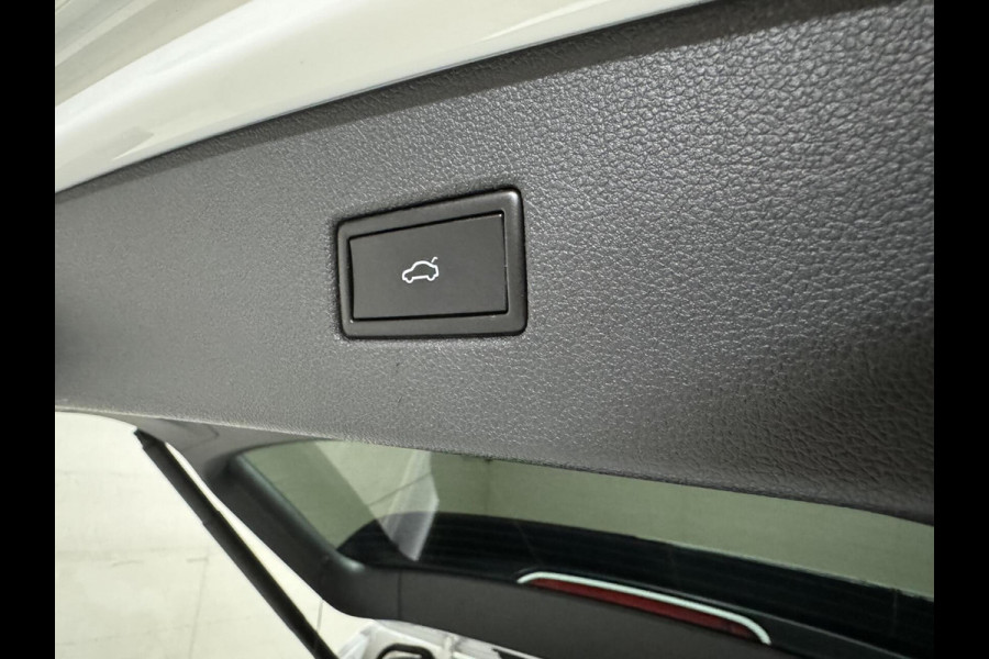 Volkswagen Tiguan 1.5 TSI R-Line Black Edition Pano Virtual Trekh. NAP