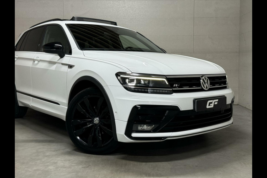 Volkswagen Tiguan 1.5 TSI R-Line Black Edition Pano Virtual Trekh. NAP
