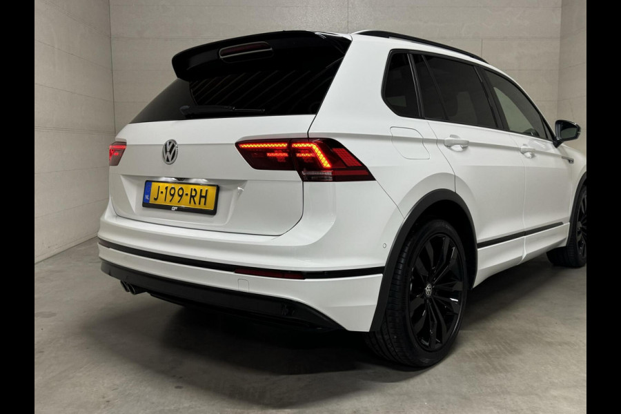 Volkswagen Tiguan 1.5 TSI R-Line Black Edition Pano Virtual Trekh. NAP