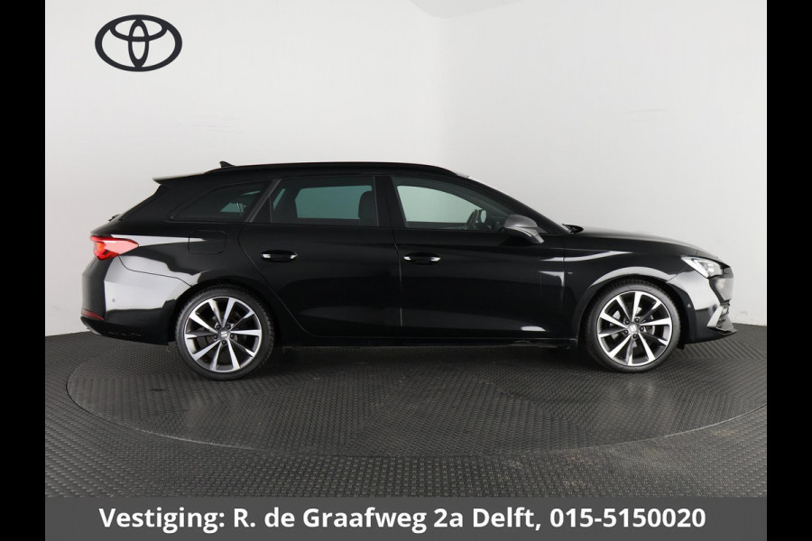 Seat Leon Sportstourer 1.5 eTSI FR Automaat | 1e eigenaar | Navigatie | Lichtmetalen velgen |