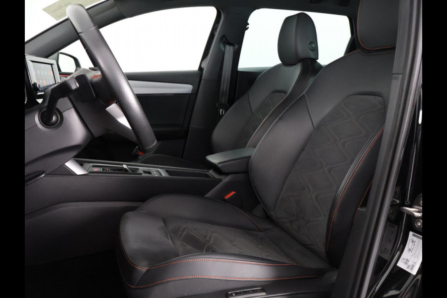Seat Leon Sportstourer 1.5 eTSI FR Automaat | 1e eigenaar | Navigatie | Lichtmetalen velgen |